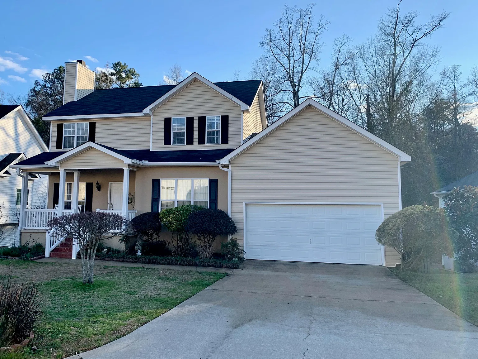 516 Sugarloaf Dr photo 1