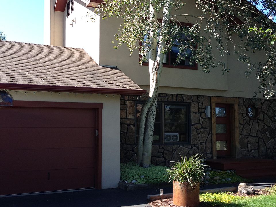1st image of 331 Cherry Dr