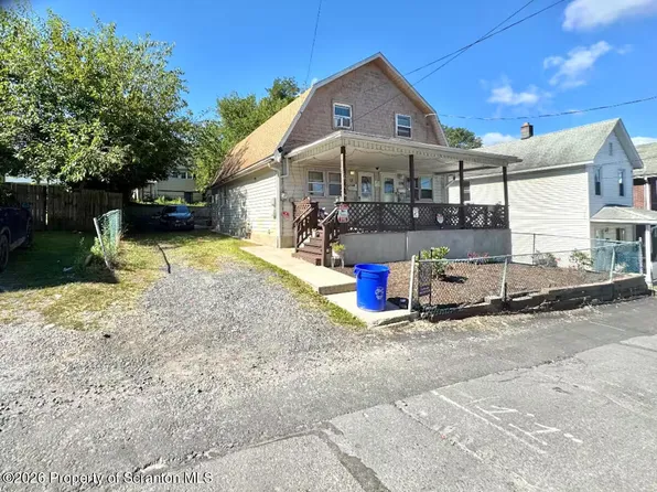 17 Sand St, Pittston, PA 18640
