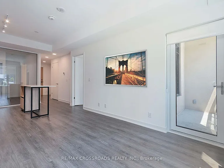 8 Beverley Glen Blvd #C310 — Photo 9
