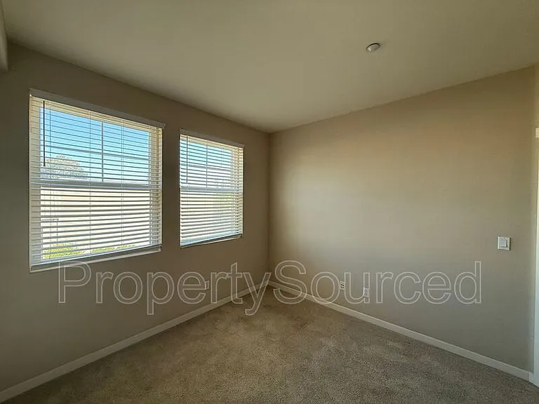 170 N North St #104 — Photo 41