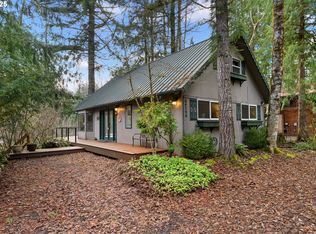64790 E Sandy River Ln, Rhododendron, OR 97049