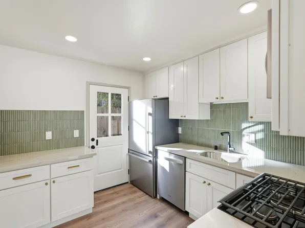 207 Alaska Ave APT 2, Fairfield, CA 94533