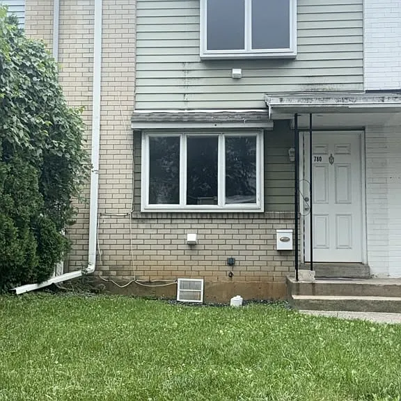 780 Mohawk St — Photo 1