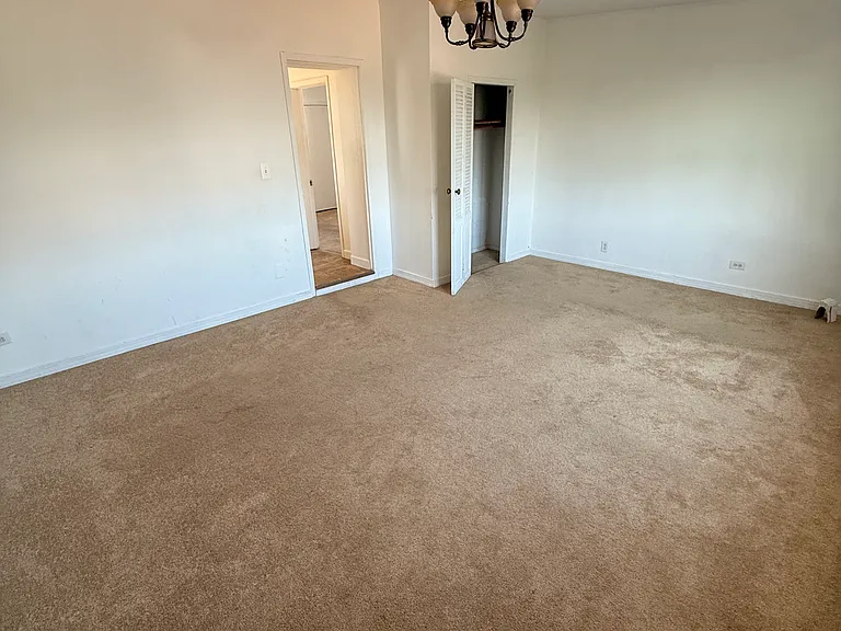 39 Sumner Ave #2 — Photo 12