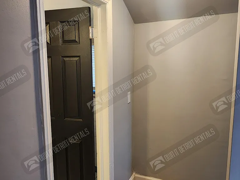 15000 Mayfield St — Photo 13