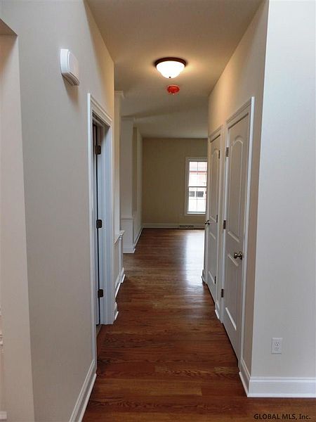 4th image of 7 HENKES Lane