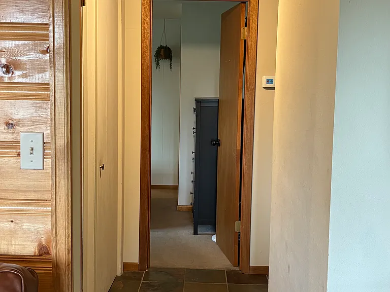 90 Deerfoot Ave — Photo 12