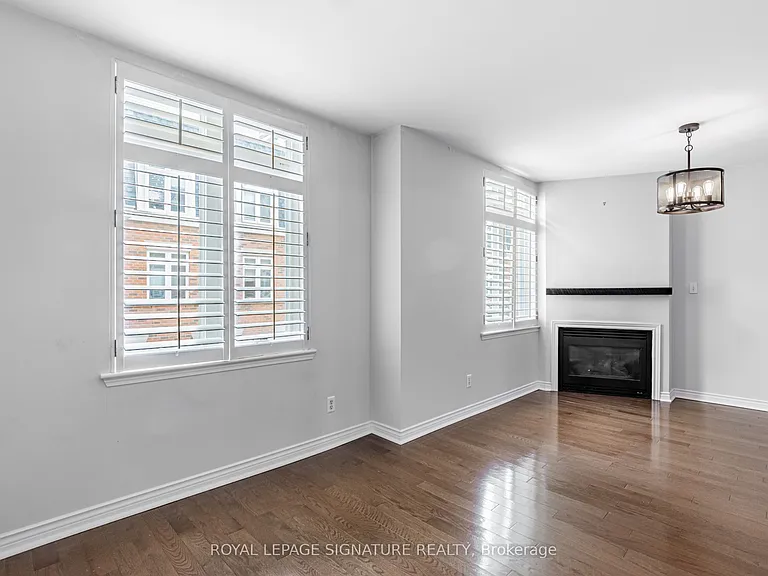 100 Redpath Ave #23 — Photo 5