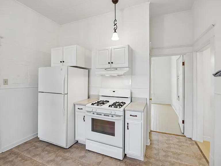 7923 Mohawk Dr — Photo 52