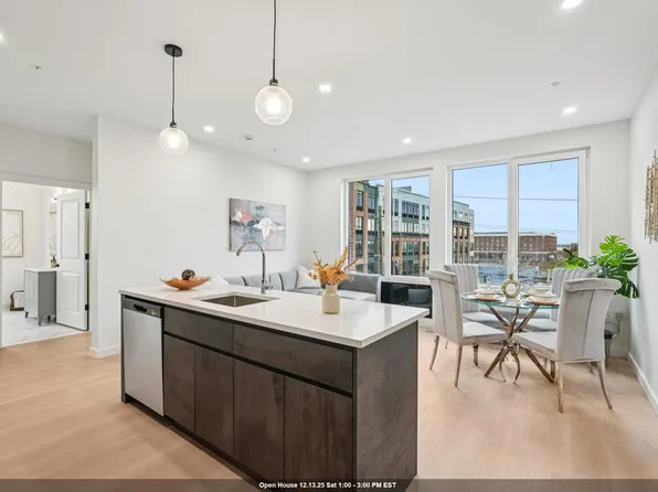 1 Mallory Avenue image 1 of 30