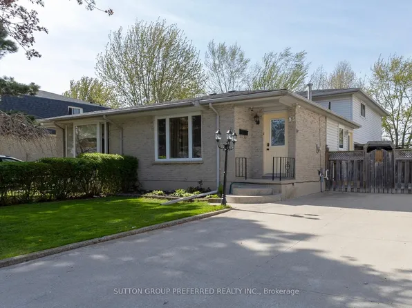 95 Scotchmere Cres, London, ON N6E 1Z9