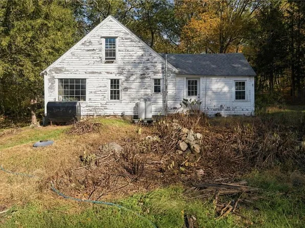 441 Franklin Rd, Coventry, RI 02816