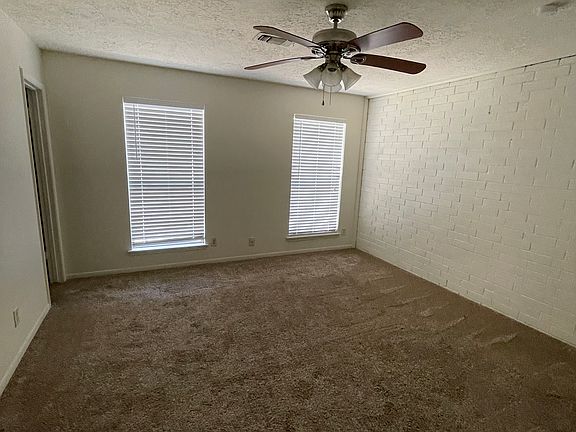 5th image of 3118 Dickinson Ave