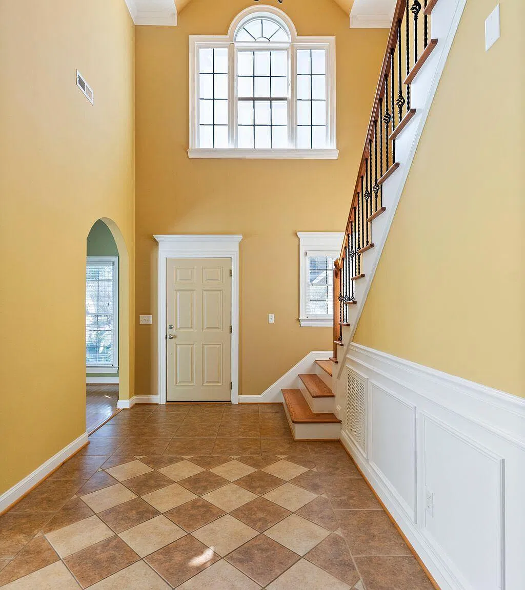3 bed, 2.5 bath, $3,200 — Photo 2