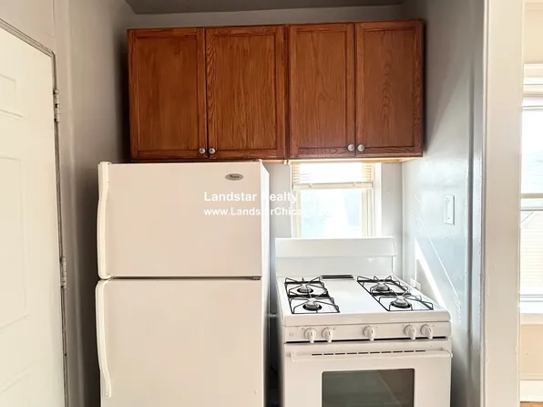 4267 W Addison St #3S, Chicago, IL 60641
