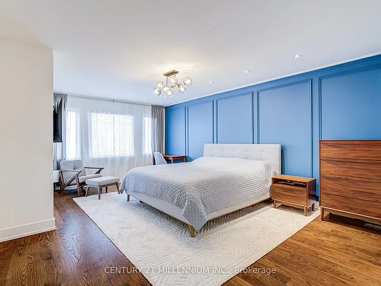 30 Queensmill Ct — Photo 23