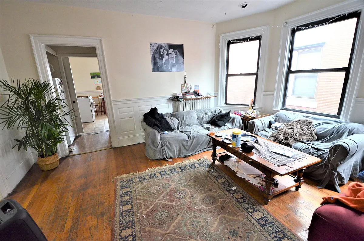 Building Photo - 115 Gainsborough St #4