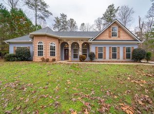 5346 Monticello Dr, Villa Rica, GA 30180