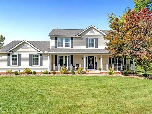 9200 Fox Hollow Dr, Seville, OH 44273