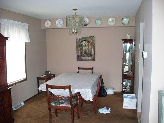3rd image of W224N2844 Stonewood Ct