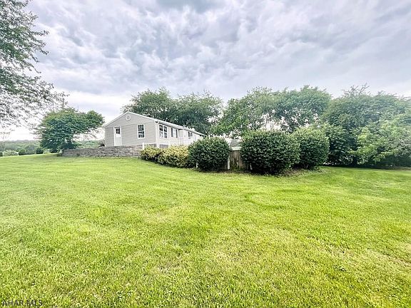 5th image of 139 Kildeer Ln
