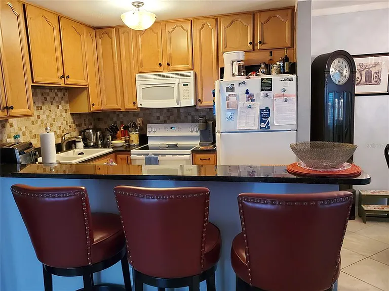 403 Finchley Ct #B — Photo 12