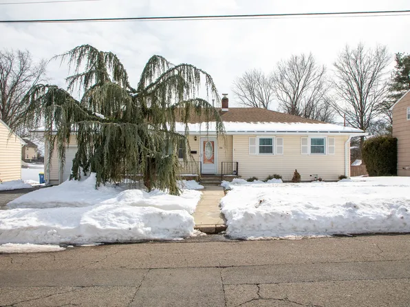 711 Brooklyn Ave, Raritan, NJ 08869