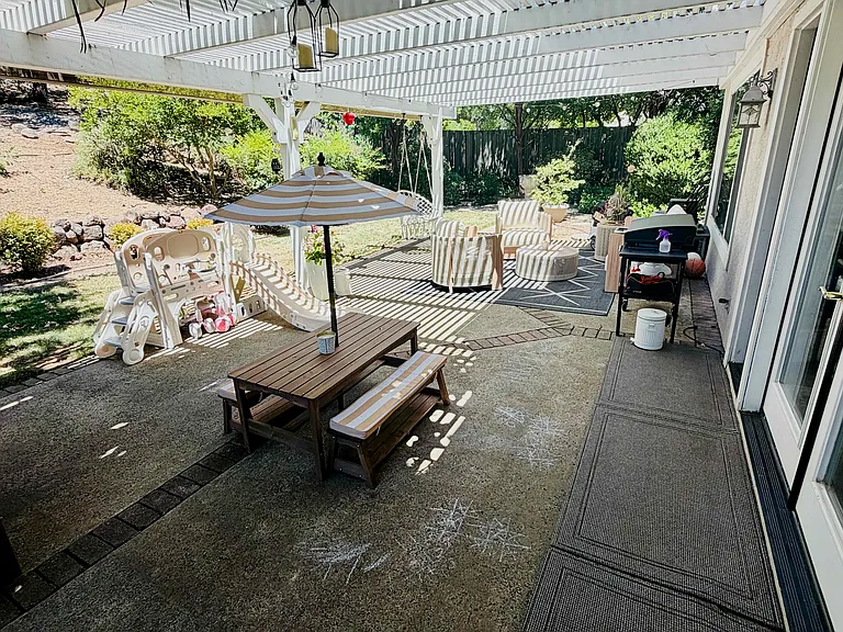 4104 Bancroft Dr — Photo 14