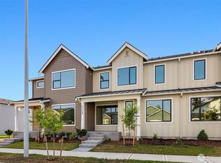28206 74th Dr NW #B, Stanwood, WA 98292