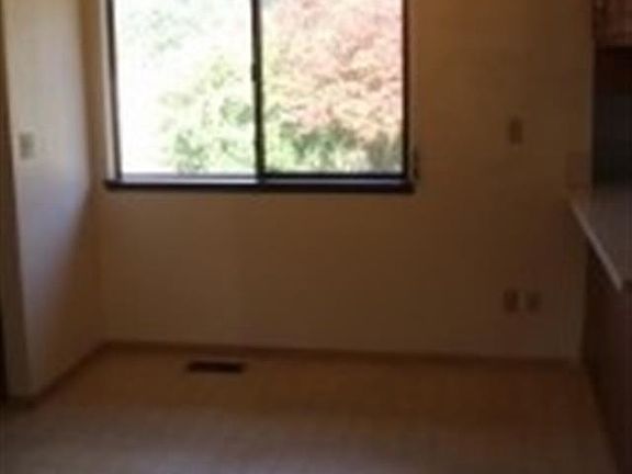 4th image of 18413 89th St E