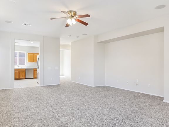 5th image of 701 Indian Garden St