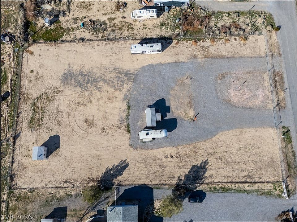 1st image of 5260 Mooncrest Ave