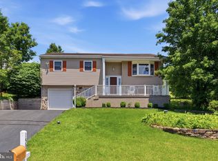 1507 Oakdale Dr, Pottstown, PA 19464