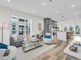 514 W 60th Ave, Vancouver, BC V6P1Z7