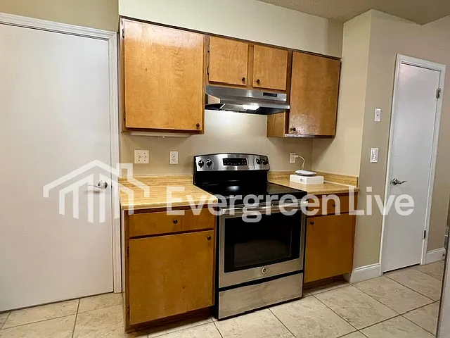 109 Barnsbury Ct — Photo 6