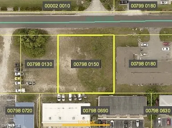 1404 SE 8th Ter, Cape Coral, FL 33990