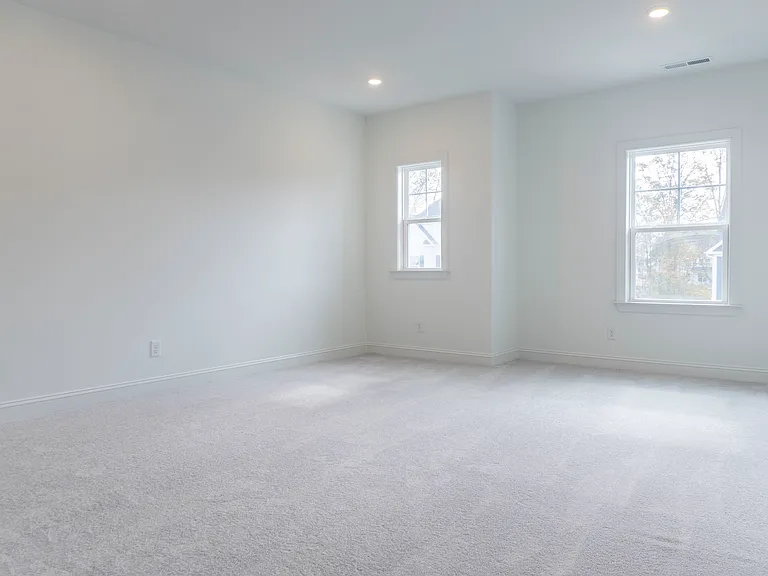 725 Hardin Hill Ln — Photo 12