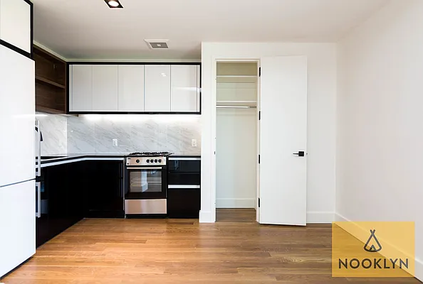 Rented by Nooklyn NYC LLC | media 23