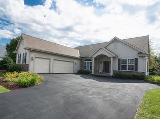 267 Ridgeway Path, Oconomowoc, WI 53066