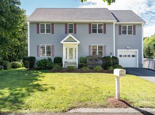 39 Arcola St, Lexington, MA 02420