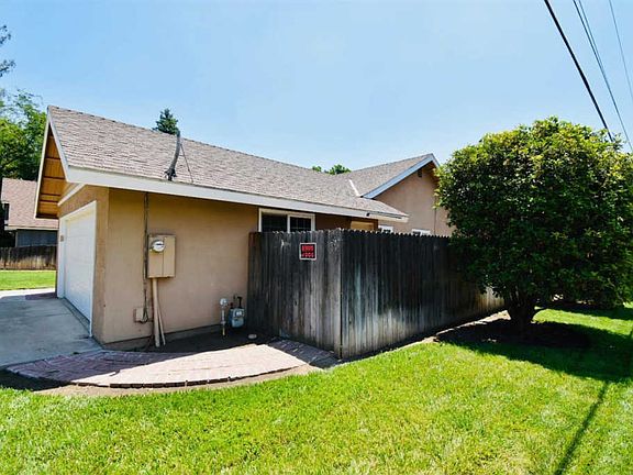 2nd image of 2109 E Harvard Ct