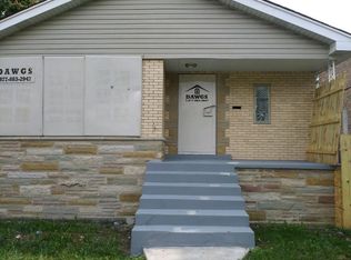 1915 W Marquette Rd, Chicago, IL 60636