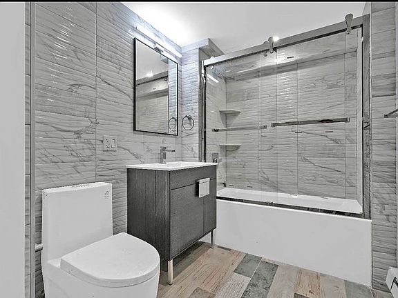 4th image of 26-31 3rd St #2C