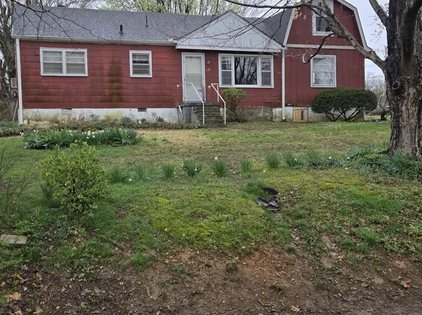 790 Draughon Dr, Greenbrier, TN 37073