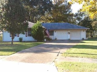 902 Maria Dr, Sulphur, LA 70663