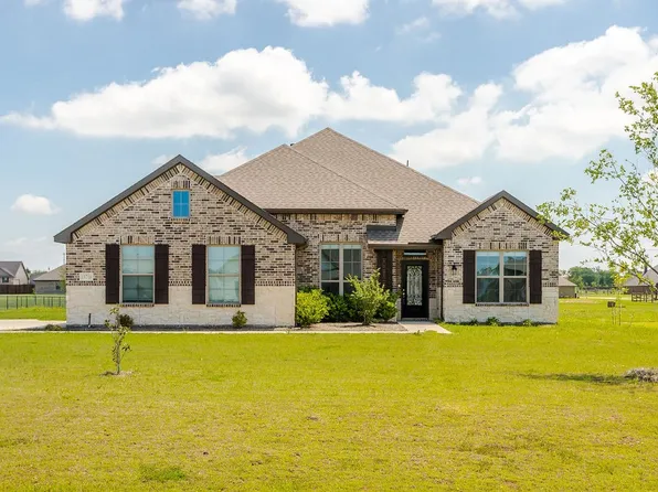 13716 Sage Meadow Cir, Sanger, TX 76266