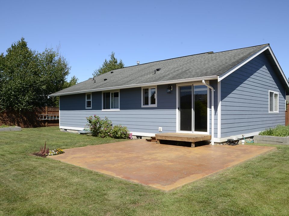 2nd image of 8441 Moonglow Ct