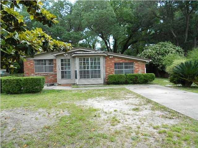 1st image of 7909 Sabra Dr