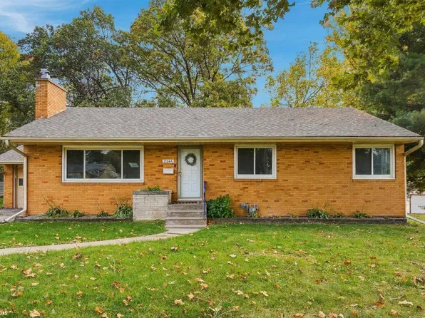 2244 S Main St, Burlington, IA 52601